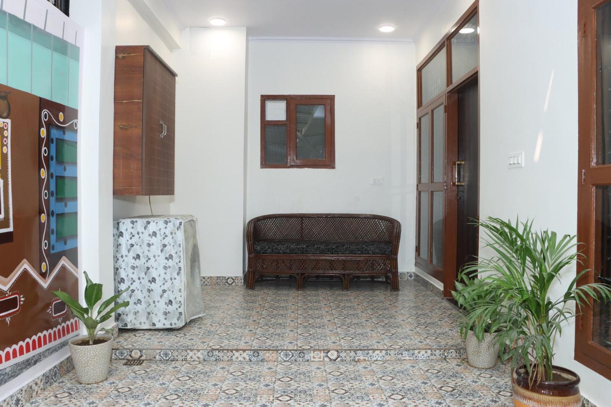 Villa Serene House With Peaceful Vibes Greater Noida Exterior foto